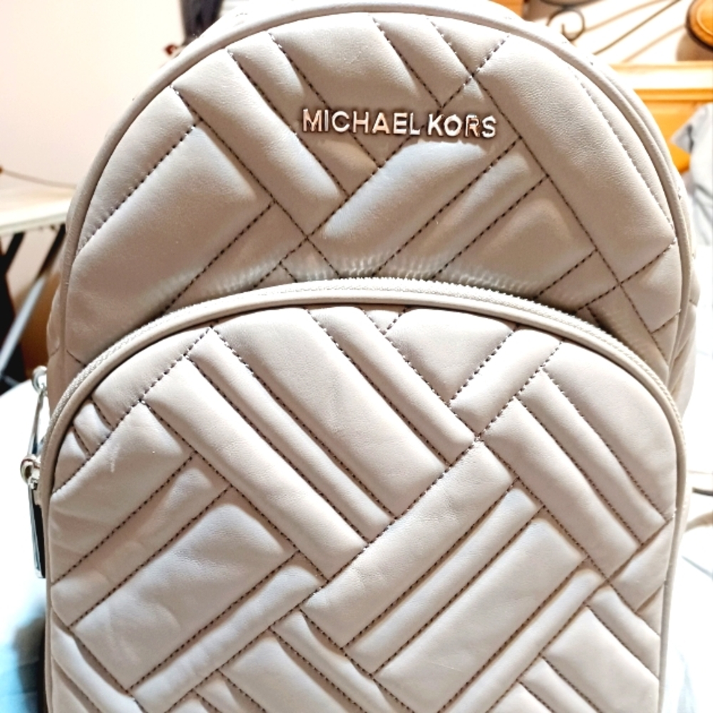 Michael Kors Abbey Medium Optic White Backpack